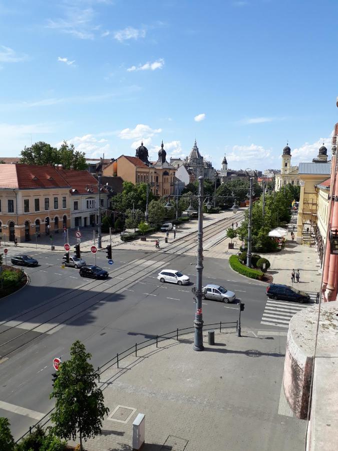 Piac Utcai Apartman Debrecen Exterior photo